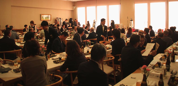 第三回 伏見博明殿下杯チャリティゴルフ大会、表彰式開場の様子