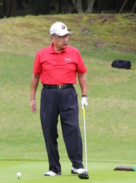 お元気で参加される伏見博明殿下